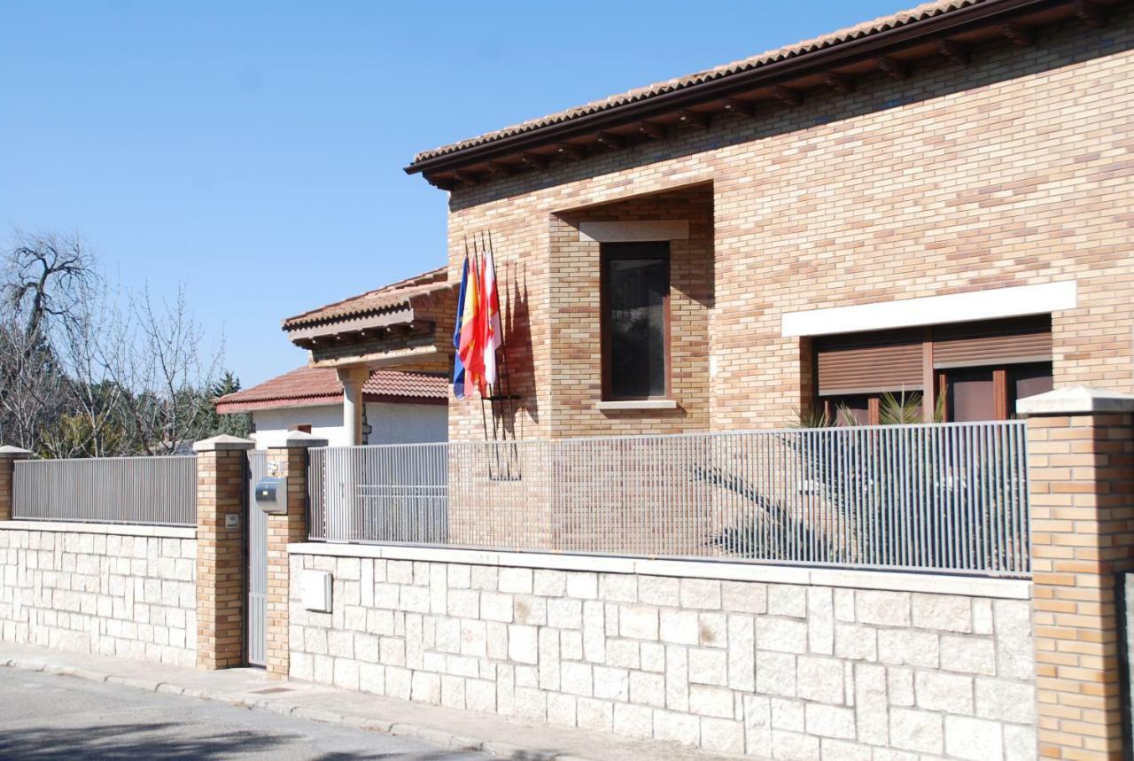 Casa Rural Mirando A Gredos Cadalso de los Vidrios Exteriér fotografie